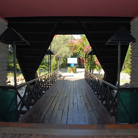 Patio Club ホテル アクブク